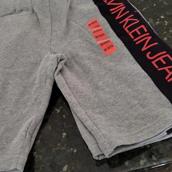 Lot of 5 NWT Calvin Klein Jeans Boys Shorts - 4 Black 1 Gray- size 10/12 - Picture 4 of 4